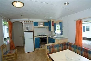 Bj Riviera Holidays - Caravan Park Otel Port Grimaud